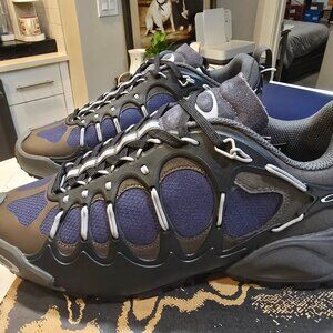 OAKLEY FACTORY TEAM X BRAIN DEAD IBEX ECLIPSE SIZE 10 MENS NEW SHOE TRAIL HIKING